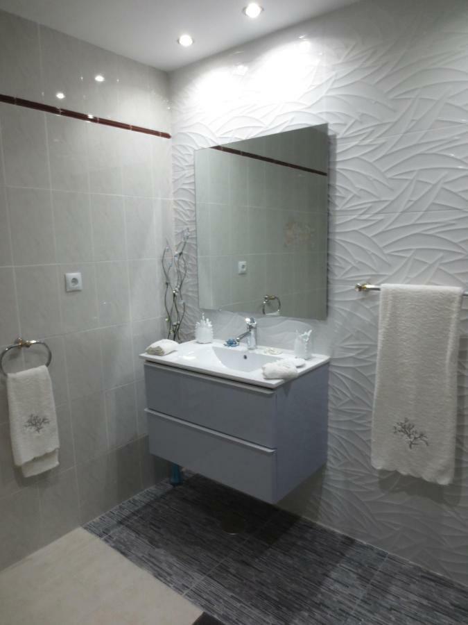 Ocean House & Perfect For You 아데제 외부 사진